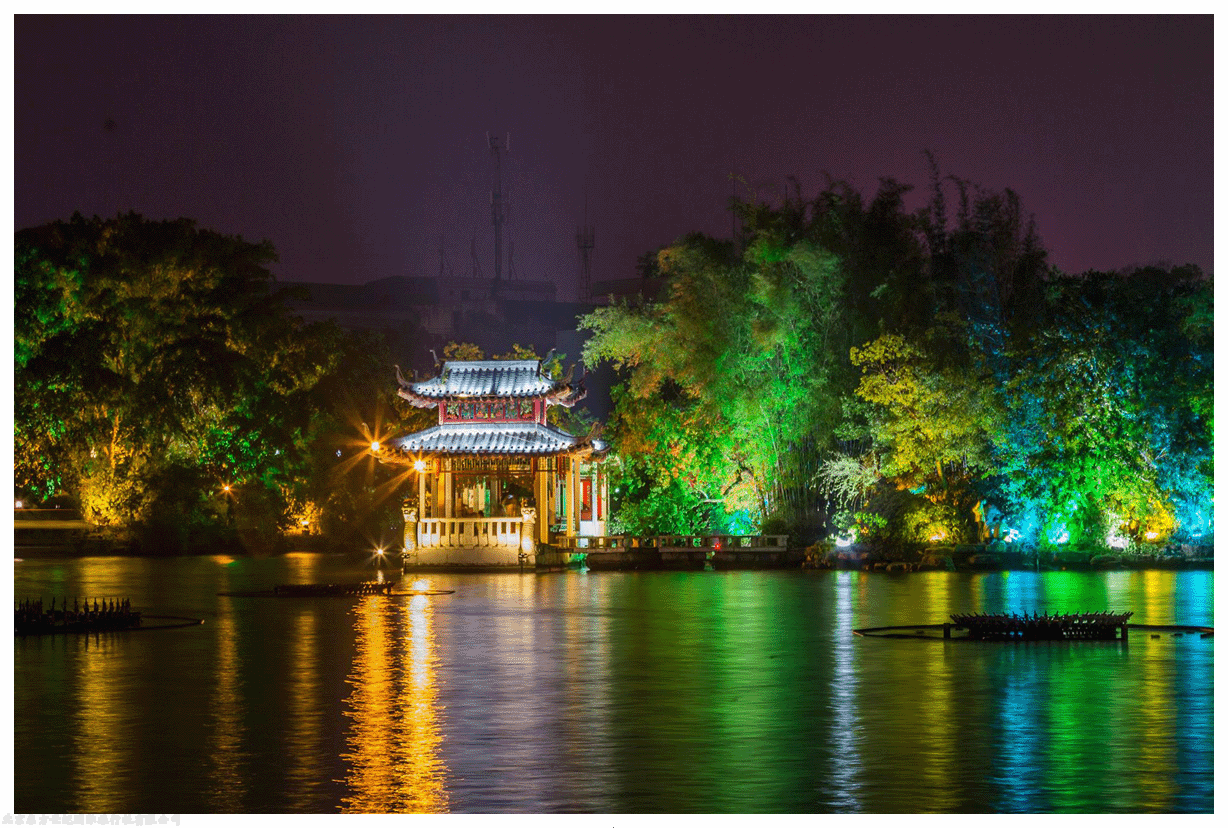 Guilin Banyan Lake